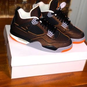 Jordan 4 retro starfish- 9 women’s